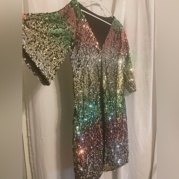 Multi color sequin Cardigan. Size Large. Would look good on a size M as well. - Picture 6 of 7